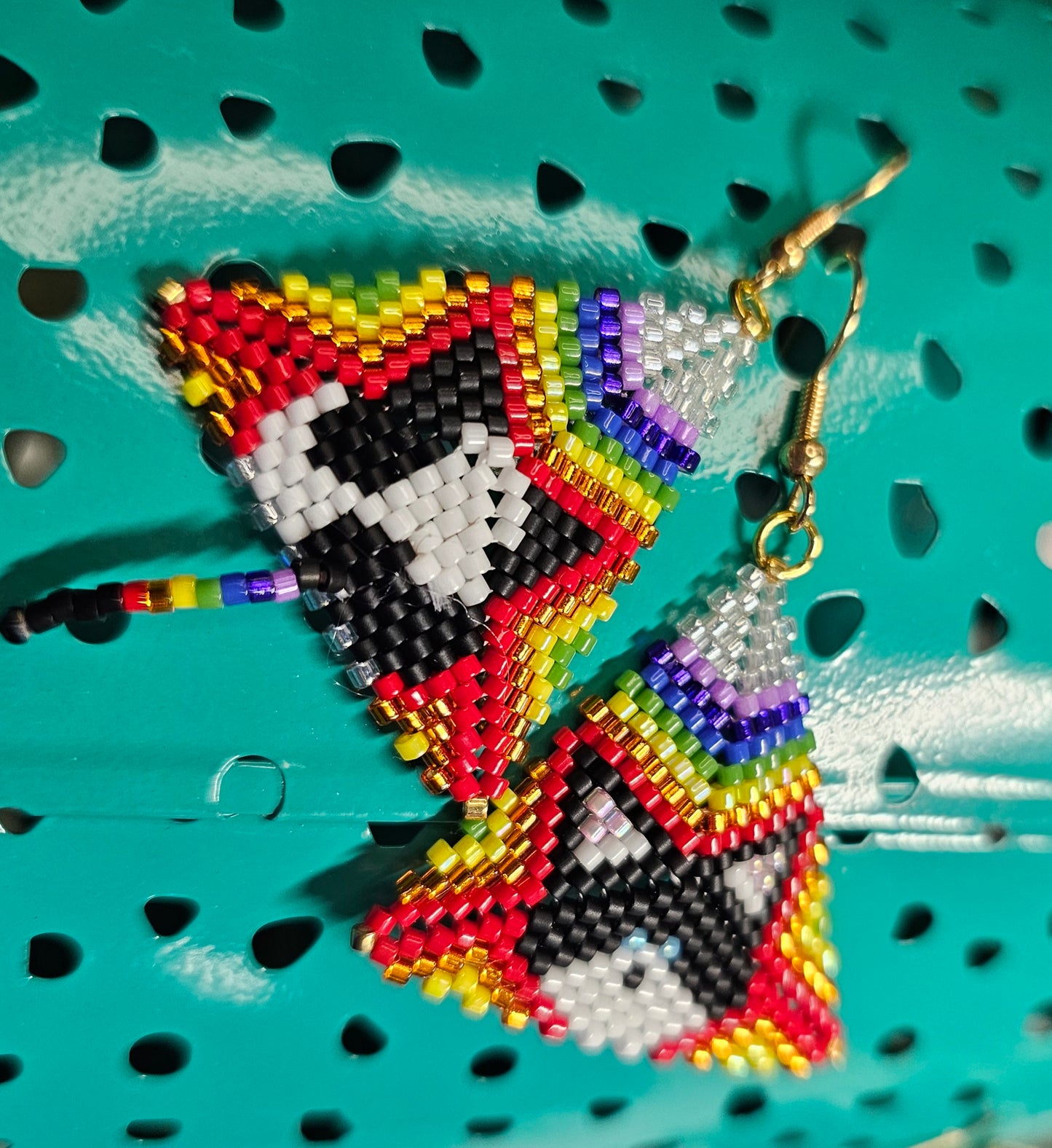Kitty puffy triangle dangles